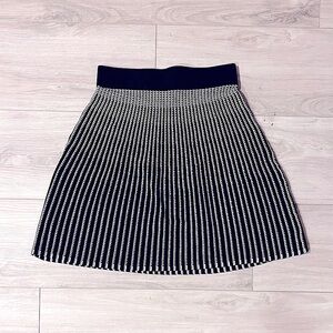 (New)Ann Taylor Sweater Knit Skirt, S